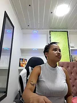 susan_mooree from StripChat is Freechat