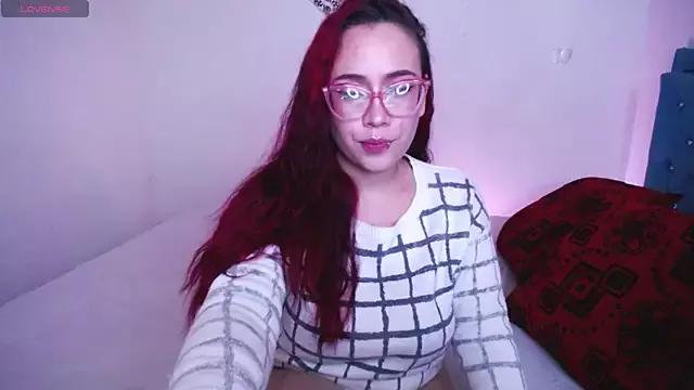 Susan_zoro from StripChat is Freechat