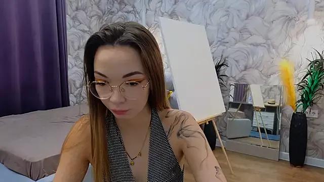 Girls and cam to cam: Watch as these sophisticated entertainers uncover their stunning costumes and curvaceous curves online!