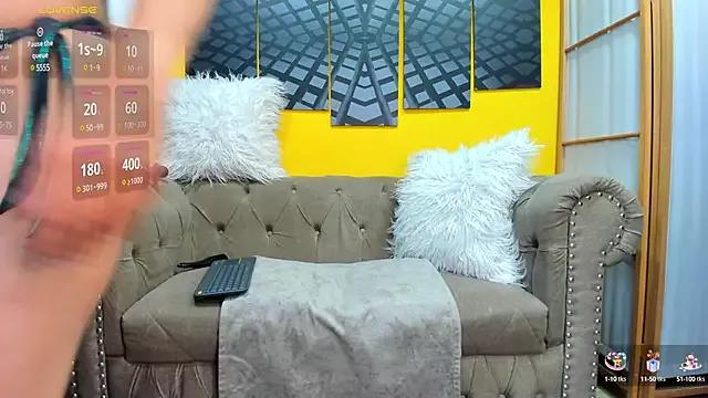 SusanSlim from StripChat is Freechat