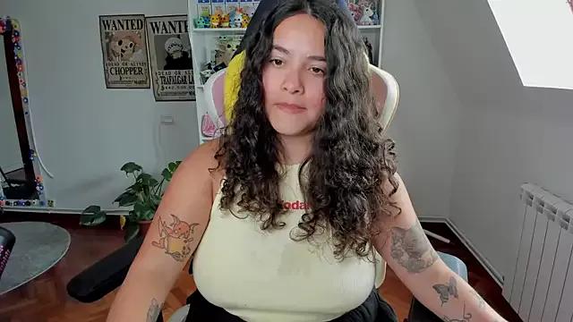 Girls and cam to cam: Watch as these sophisticated entertainers uncover their stunning costumes and curvaceous curves online!