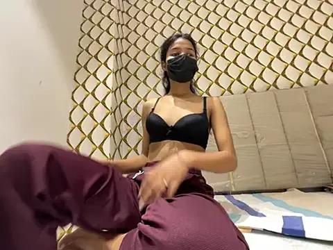 sweetbeby123 from StripChat is Freechat