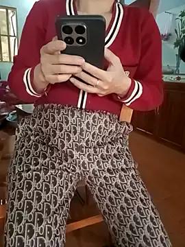 Girls and cam to cam: Watch as these sophisticated entertainers uncover their stunning costumes and curvaceous curves online!