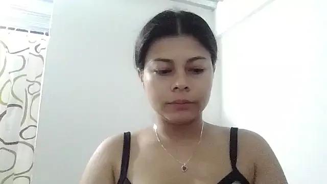 sweetnia from StripChat