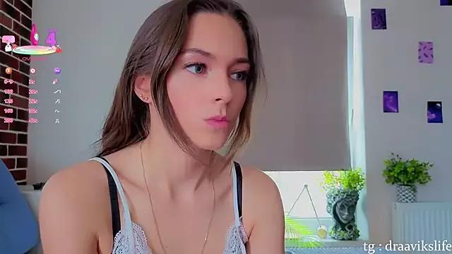 Girls and cam to cam: Watch as these sophisticated entertainers uncover their stunning costumes and curvaceous curves online!