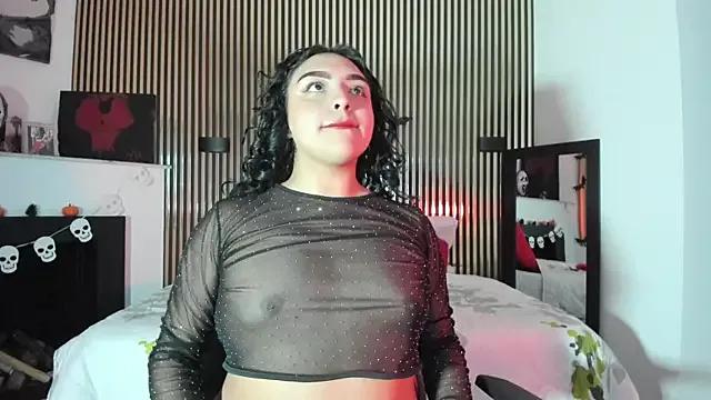 SyraPalmer from StripChat is Freechat