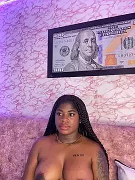 Tamara_Lubezkii from StripChat is Freechat