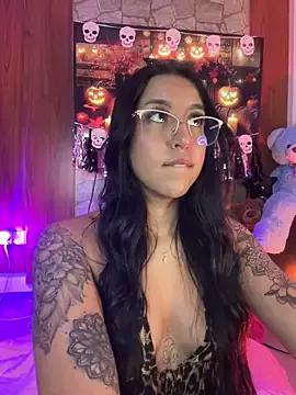 Girls and cam to cam: Watch as these sophisticated entertainers uncover their stunning costumes and curvaceous curves online!