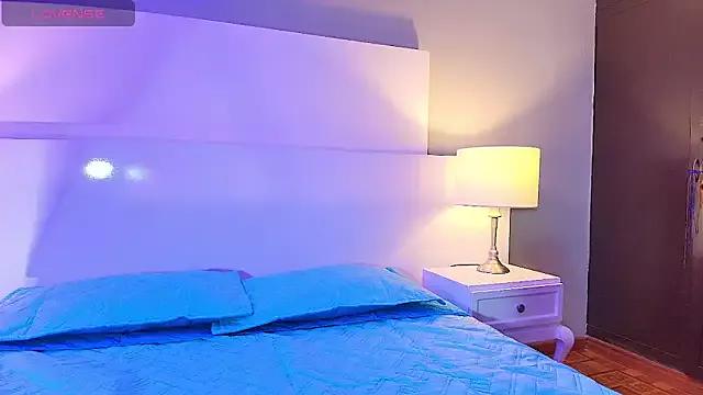 Girls and cam to cam: Watch as these sophisticated entertainers uncover their stunning costumes and curvaceous curves online!