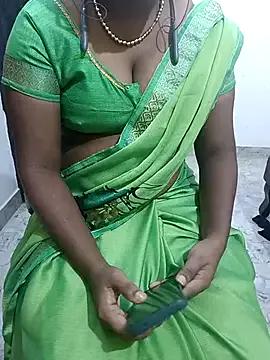 Tamilbigboobie from StripChat is Freechat
