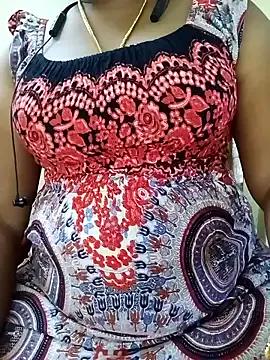 tamiltady from StripChat is Freechat