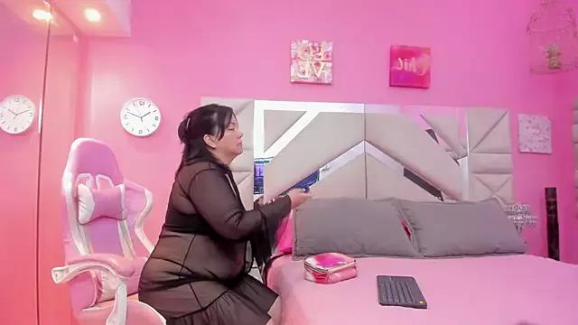 Girls and cam to cam: Watch as these sophisticated entertainers uncover their stunning costumes and curvaceous curves online!