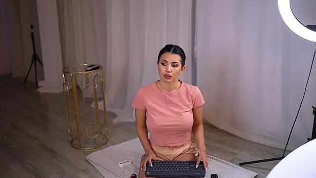 Girls and cam to cam: Watch as these sophisticated entertainers uncover their stunning costumes and curvaceous curves online!