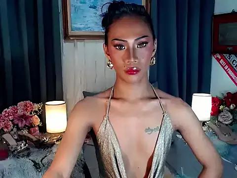 Tarah_Ebony from StripChat is Freechat