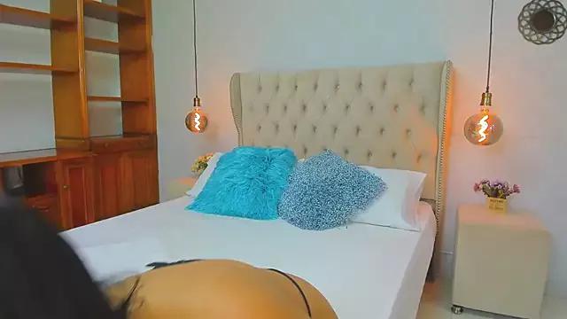 Tatihornyy from StripChat is Freechat