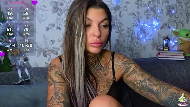Girls and cam to cam: Watch as these sophisticated entertainers uncover their stunning costumes and curvaceous curves online!