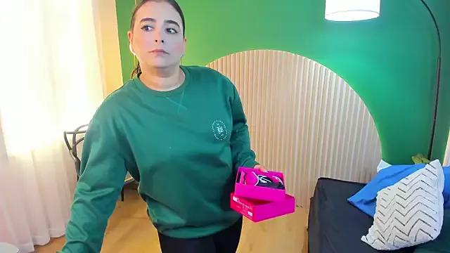 Girls and cam to cam: Watch as these sophisticated entertainers uncover their stunning costumes and curvaceous curves online!