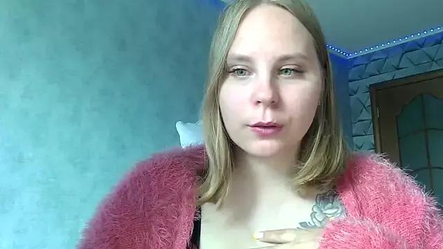 Thalia__Star from StripChat is Freechat