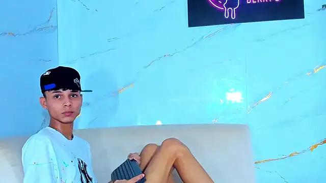 The_boys_at from StripChat is Freechat