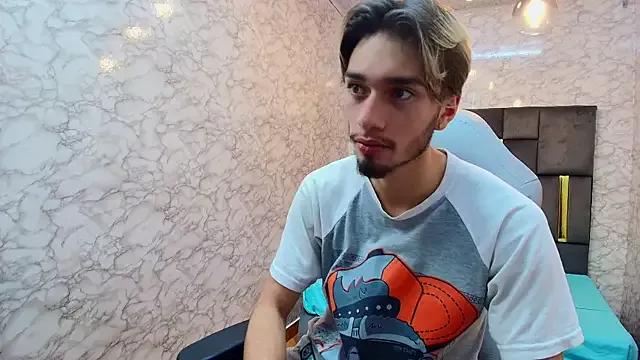 Theo_Stone from StripChat is Freechat