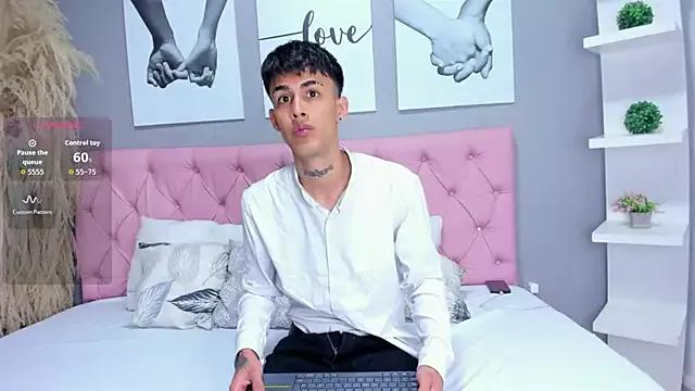 Thiago_twink from StripChat is Freechat