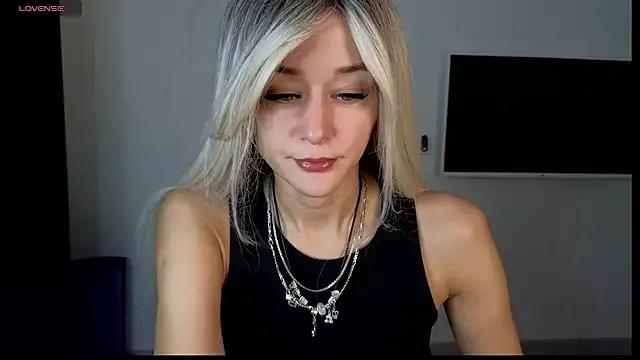 thief_of_hearts from StripChat is Freechat