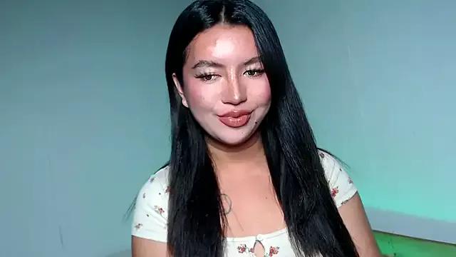 thinker_belle from StripChat is Freechat