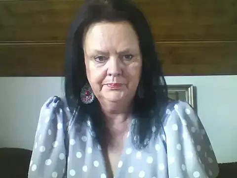 TiffanyMature from StripChat is Freechat