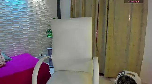 Girls and cam to cam: Watch as these sophisticated entertainers uncover their stunning costumes and curvaceous curves online!