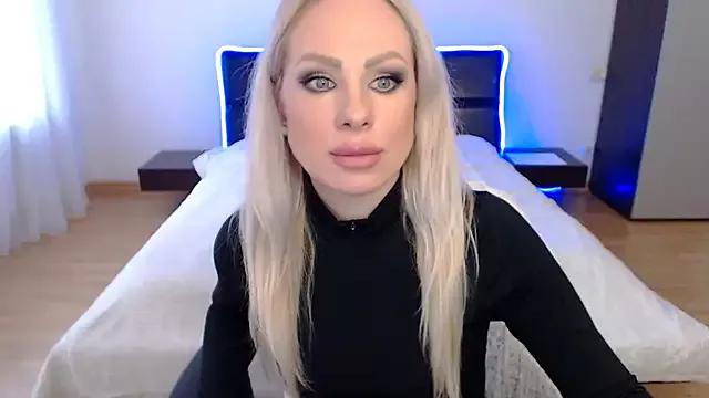 Tina_Shines from StripChat is Freechat