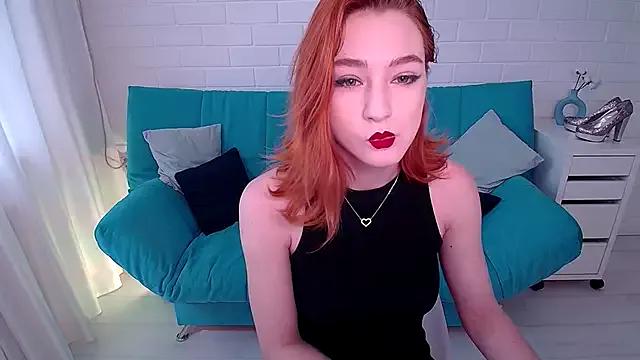 TinaCruyze from StripChat is Freechat