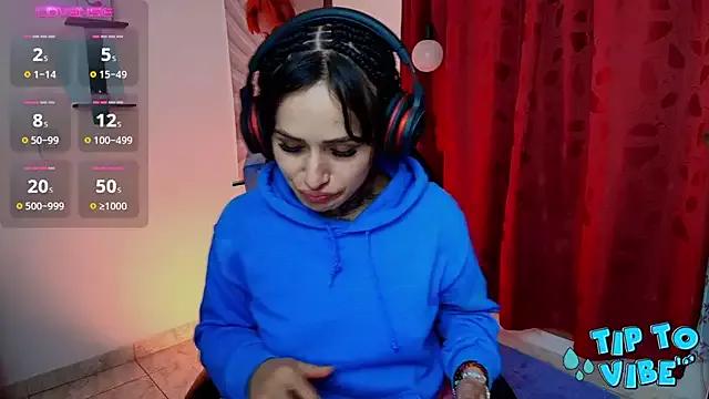TinnaDawsom from StripChat