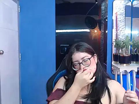 Girls and cam to cam: Watch as these sophisticated entertainers uncover their stunning costumes and curvaceous curves online!