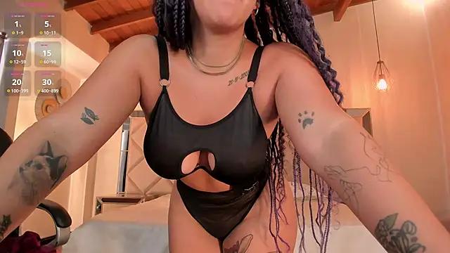 Girls and cam to cam: Watch as these sophisticated entertainers uncover their stunning costumes and curvaceous curves online!