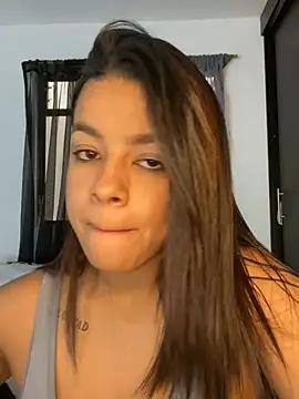 trianawhite from StripChat is Freechat