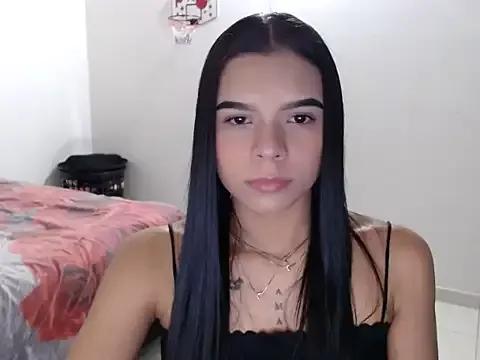 ttaylorsweet from StripChat is Freechat