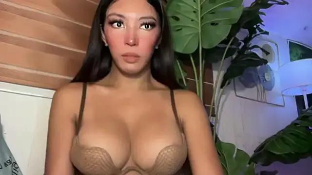 ur_jessica from StripChat is Freechat
