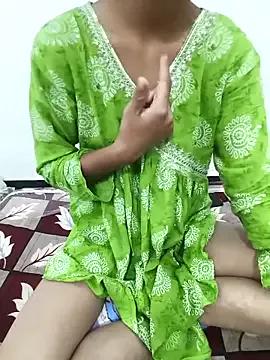 Urs_sassyshikha from StripChat is Freechat