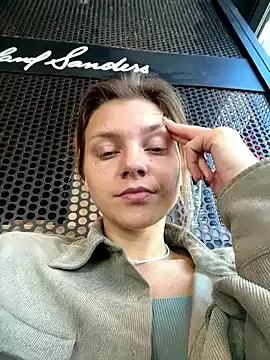 ValenciaShock from StripChat is Freechat