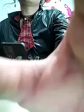 Valentina_Squirt- from StripChat is Freechat