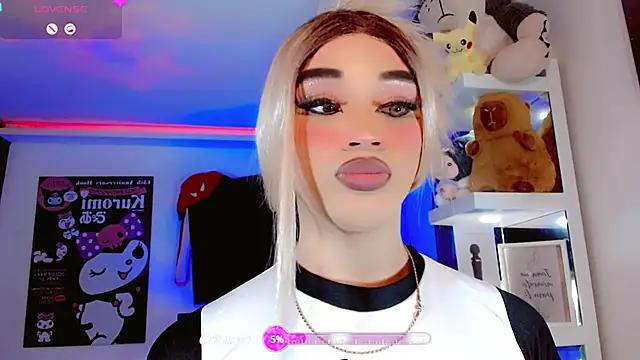 Girls and cam to cam: Watch as these sophisticated entertainers uncover their stunning costumes and curvaceous curves online!