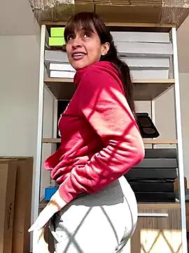 Girls and cam to cam: Watch as these sophisticated entertainers uncover their stunning costumes and curvaceous curves online!