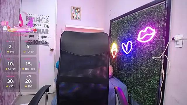 Girls and cam to cam: Watch as these sophisticated entertainers uncover their stunning costumes and curvaceous curves online!