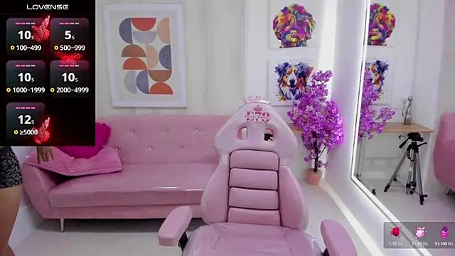Girls and cam to cam: Watch as these sophisticated entertainers uncover their stunning costumes and curvaceous curves online!