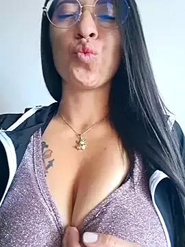 VALERY-03_ webcams show profile image 