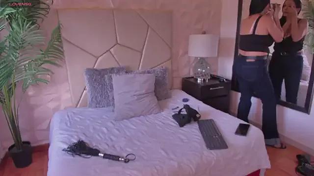 Girls and cam to cam: Watch as these sophisticated entertainers uncover their stunning costumes and curvaceous curves online!