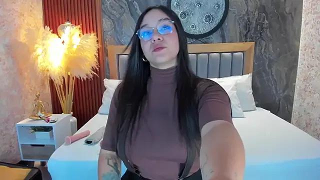 Girls and cam to cam: Watch as these sophisticated entertainers uncover their stunning costumes and curvaceous curves online!