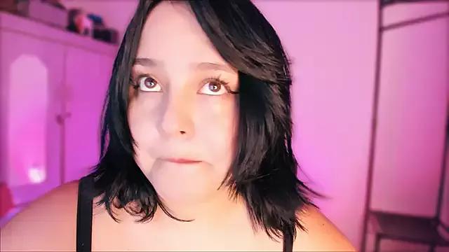 ValeryySoto_ from StripChat is Freechat