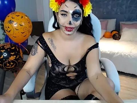 Girls and cam to cam: Watch as these sophisticated entertainers uncover their stunning costumes and curvaceous curves online!