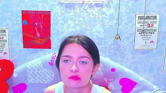 Vanessa_Florence from StripChat is Freechat